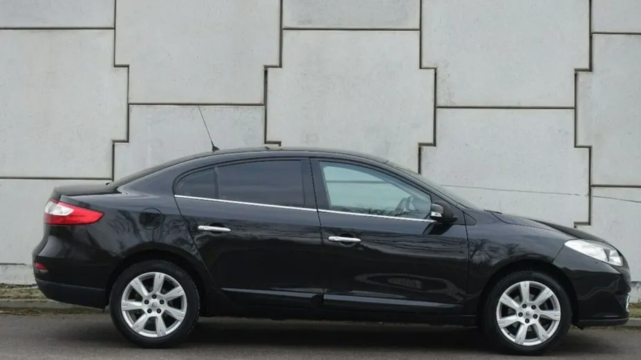 RENAULT Fluence -