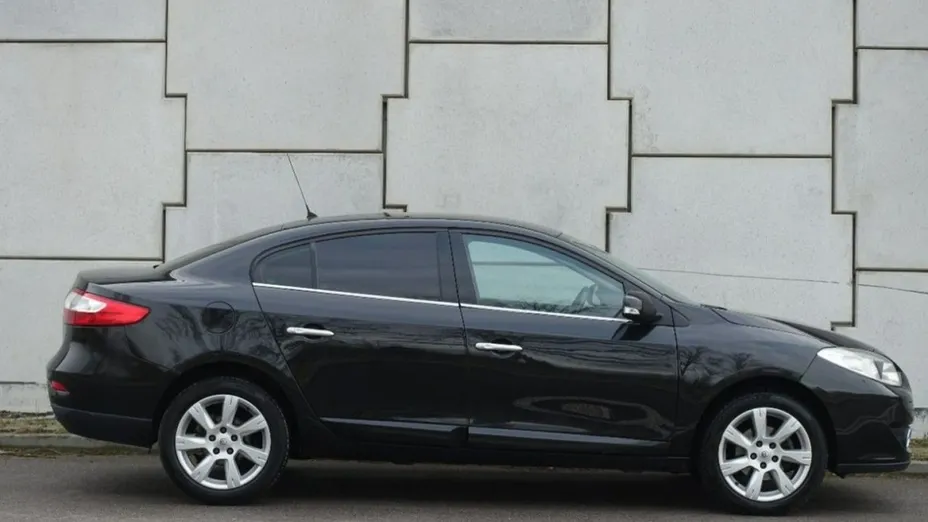 RENAULT Fluence -