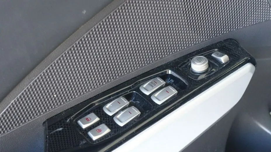 KGM / SSANGYONG Tivoli -