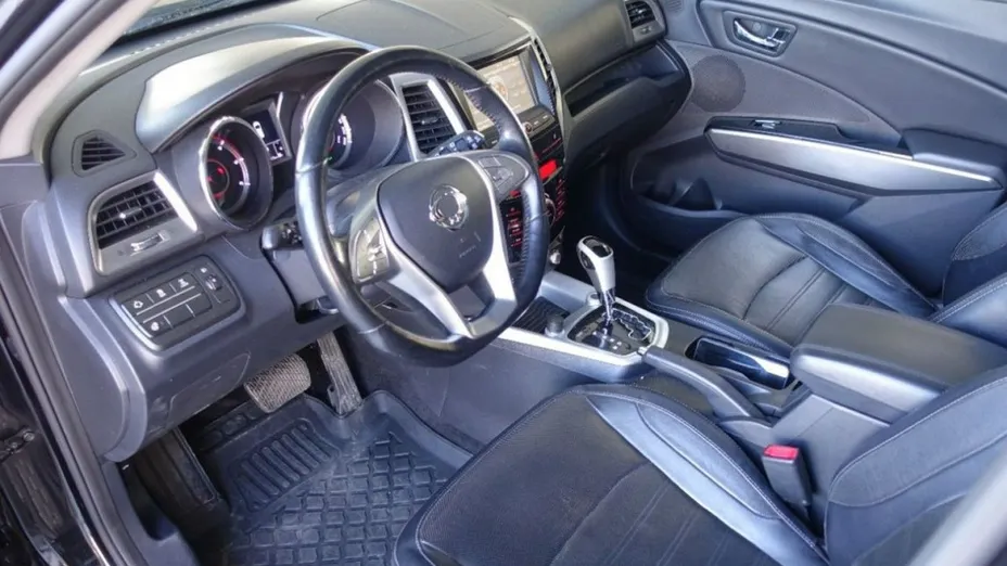 KGM / SSANGYONG Tivoli -