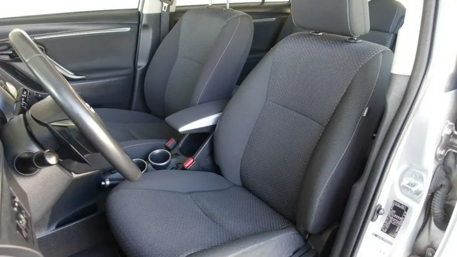 TOYOTA Verso -