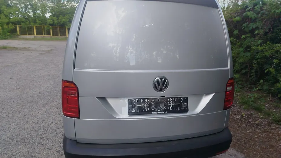 VOLKSWAGEN Caddy -