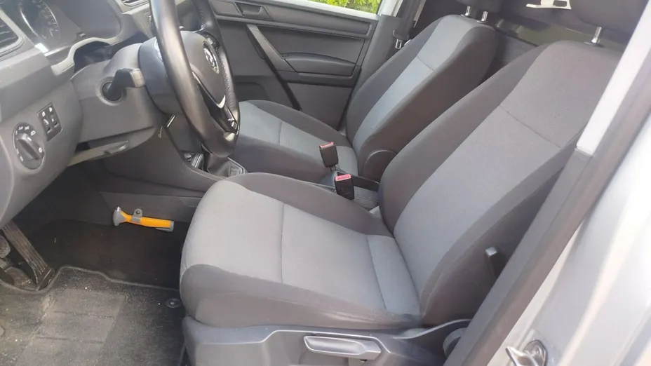 VOLKSWAGEN Caddy -