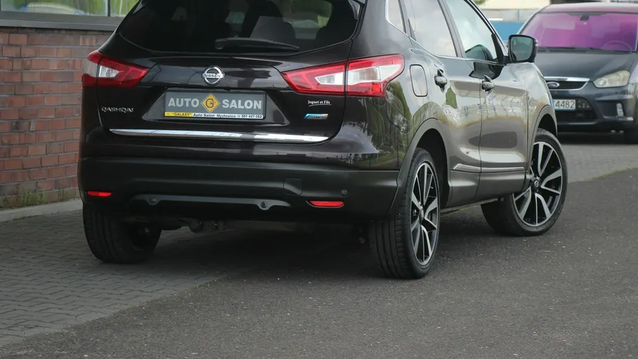 NISSAN Qashqai -