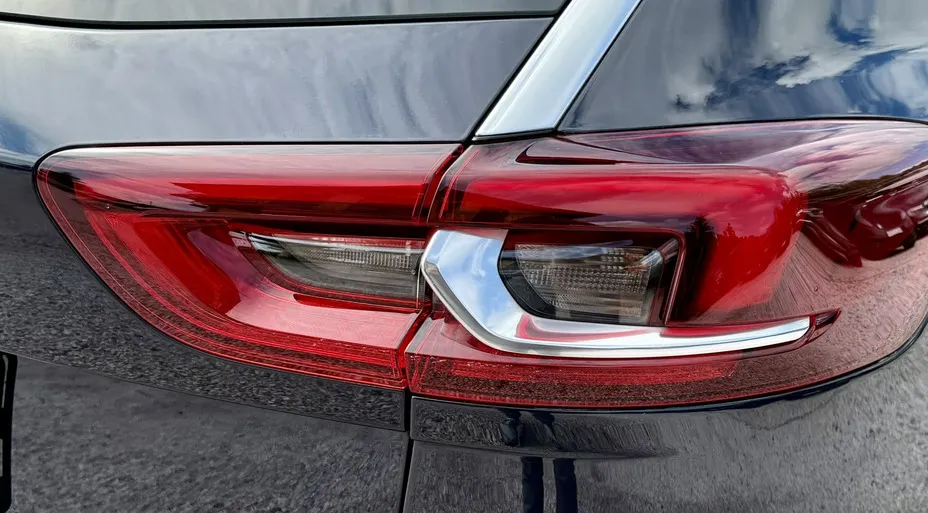 OPEL Insignia -