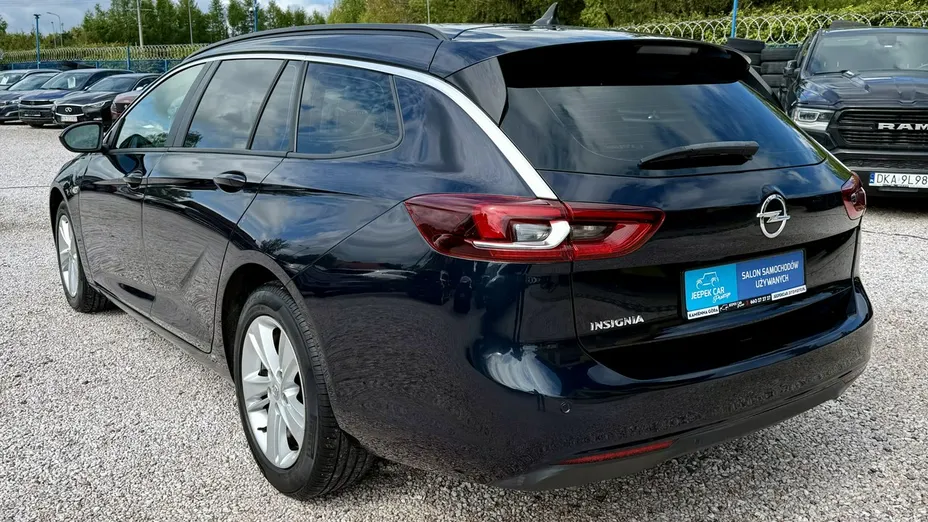 OPEL Insignia -