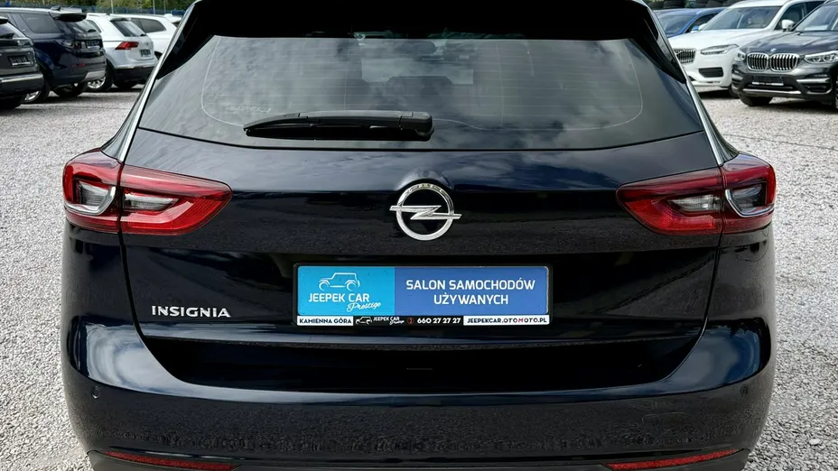 OPEL Insignia -