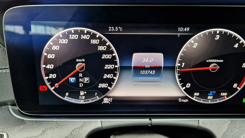 MERCEDES-BENZ E Klasa -