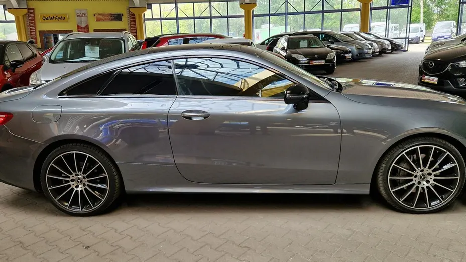 MERCEDES-BENZ E Klasa -