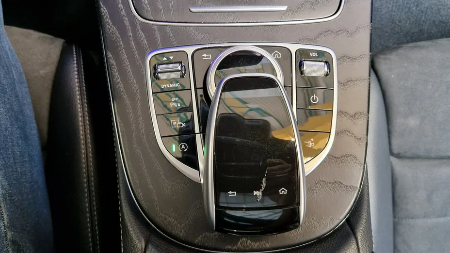 MERCEDES-BENZ E Klasa -