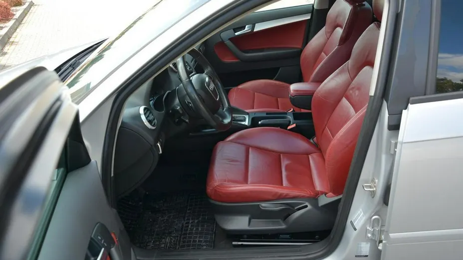 AUDI A3 -