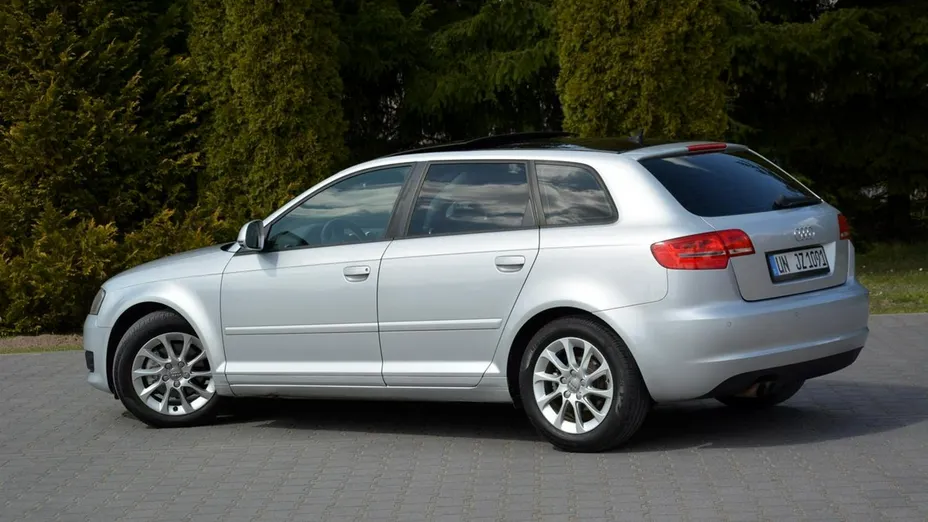 AUDI A3 -