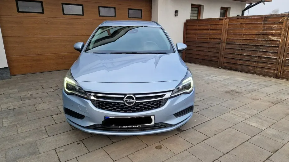 OPEL Astra -