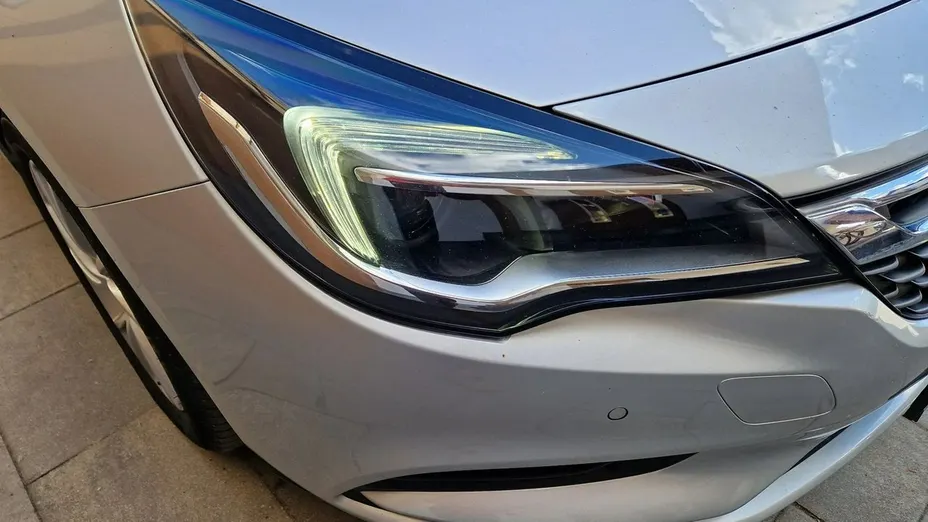 OPEL Astra -
