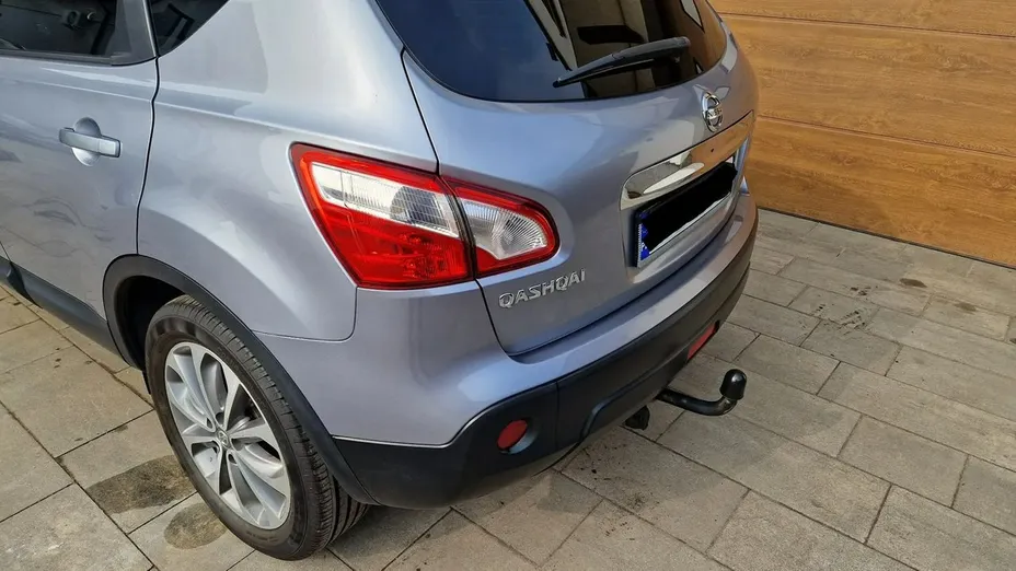 NISSAN Qashqai -