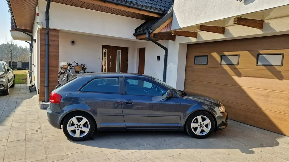 AUDI A3 -