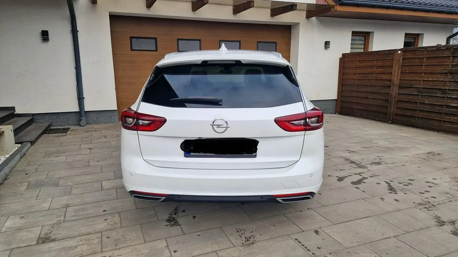 OPEL Insignia -