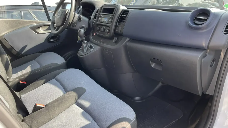 OPEL Vivaro -