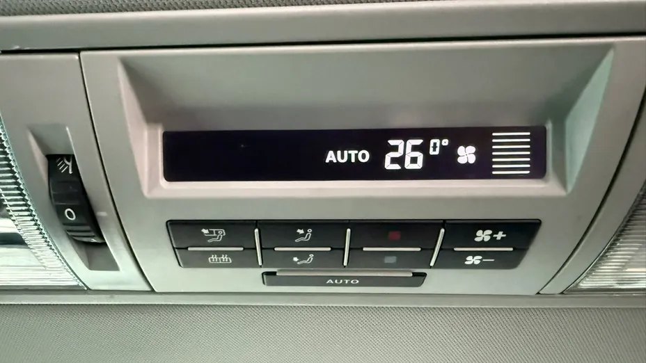 VOLKSWAGEN Multivan Multivan 2.0 TDI L1 Highline 4Motion