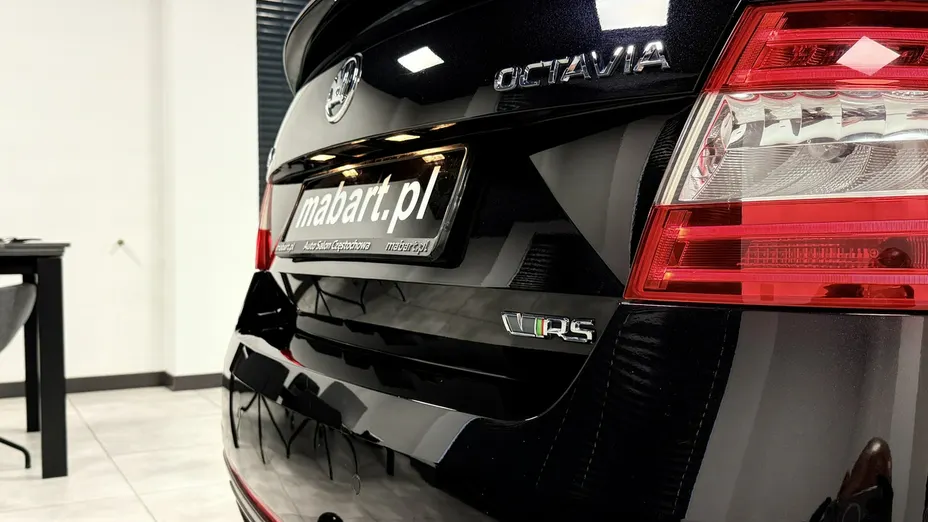 SKODA Octavia -
