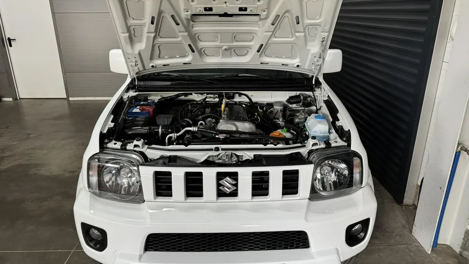 SUZUKI Jimny -