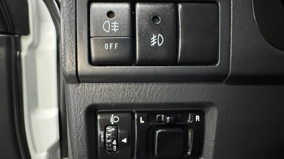 SUZUKI Jimny -
