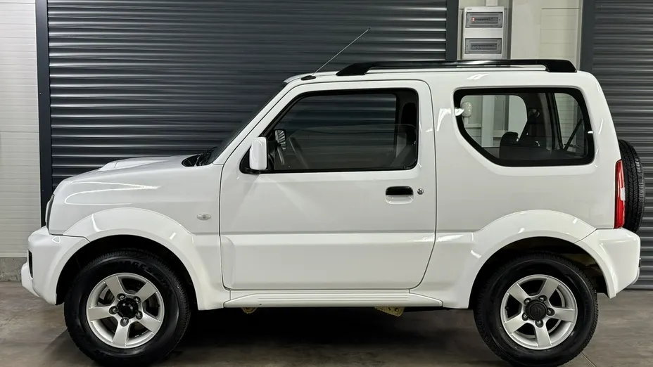 SUZUKI Jimny -