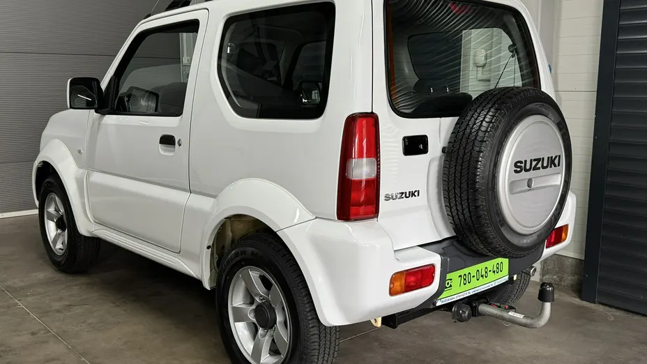 SUZUKI Jimny -