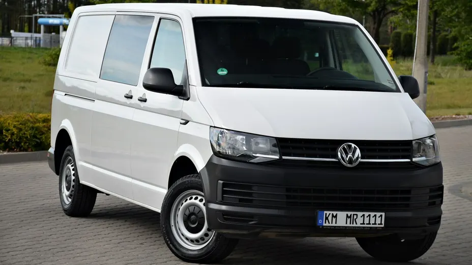 VOLKSWAGEN Transporter -