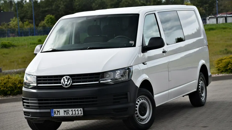 VOLKSWAGEN Transporter -