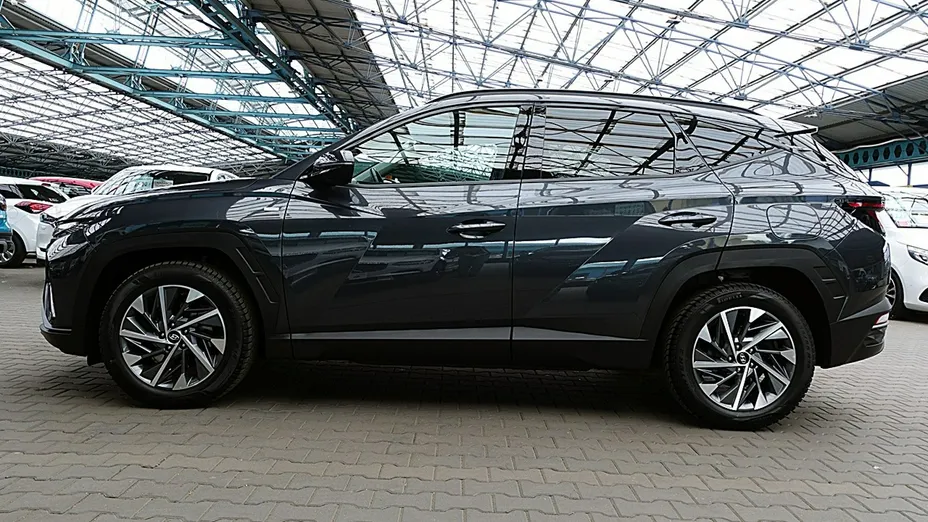 HYUNDAI Tucson -