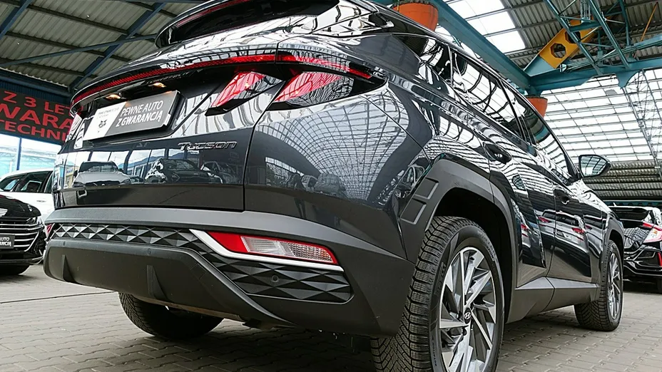 HYUNDAI Tucson -