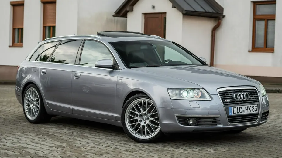 AUDI A6 -