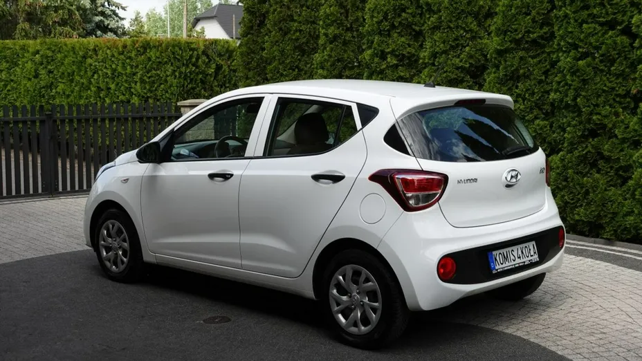 HYUNDAI i10 -