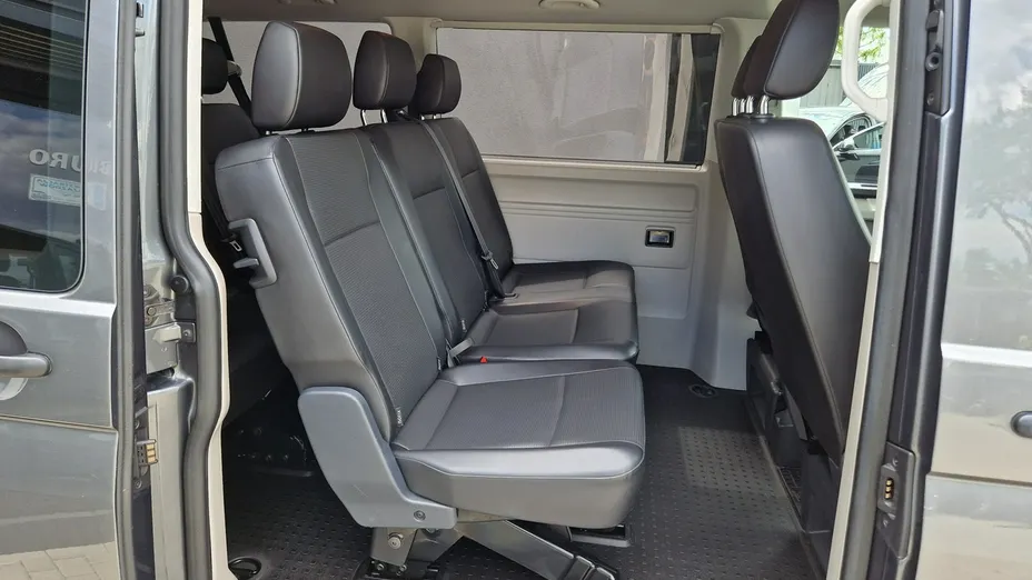 VOLKSWAGEN Caravelle -