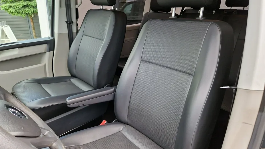 VOLKSWAGEN Caravelle -