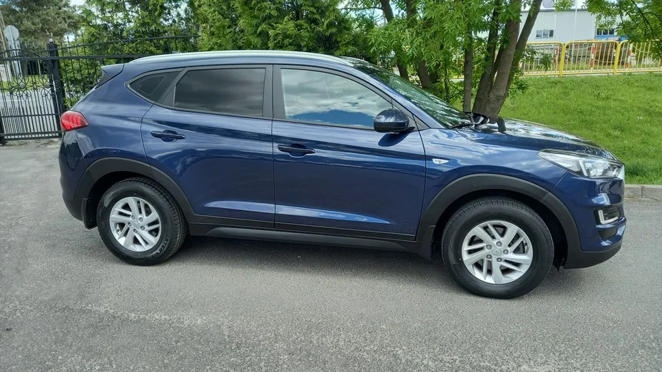HYUNDAI Tucson -
