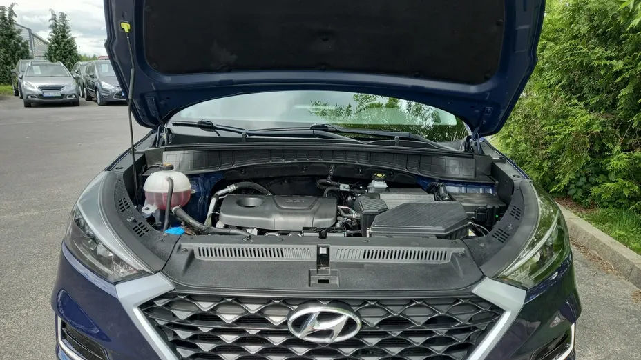 HYUNDAI Tucson -
