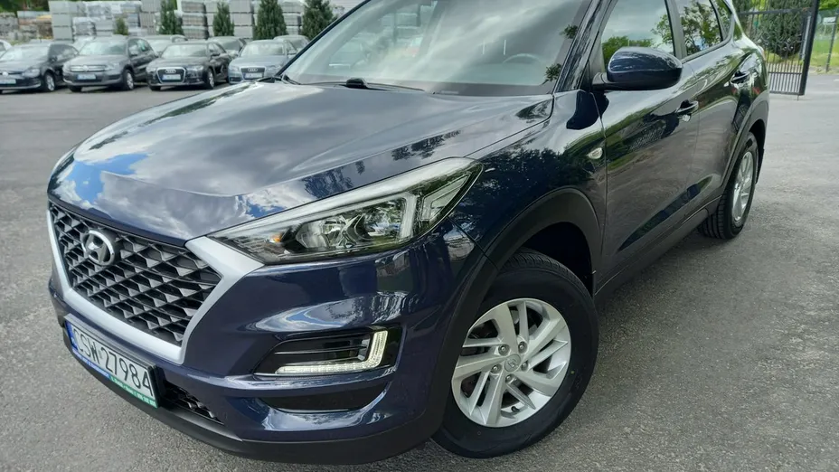 HYUNDAI Tucson -