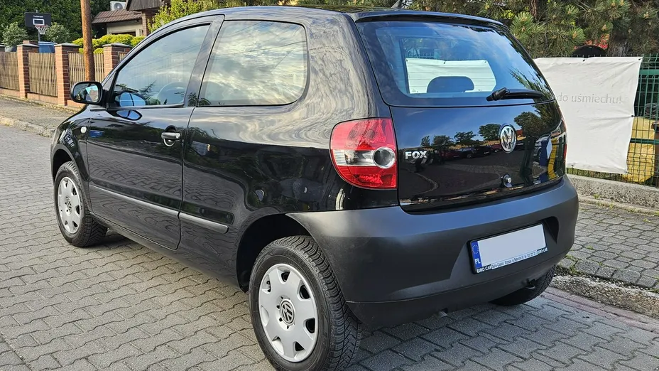 VOLKSWAGEN Fox -