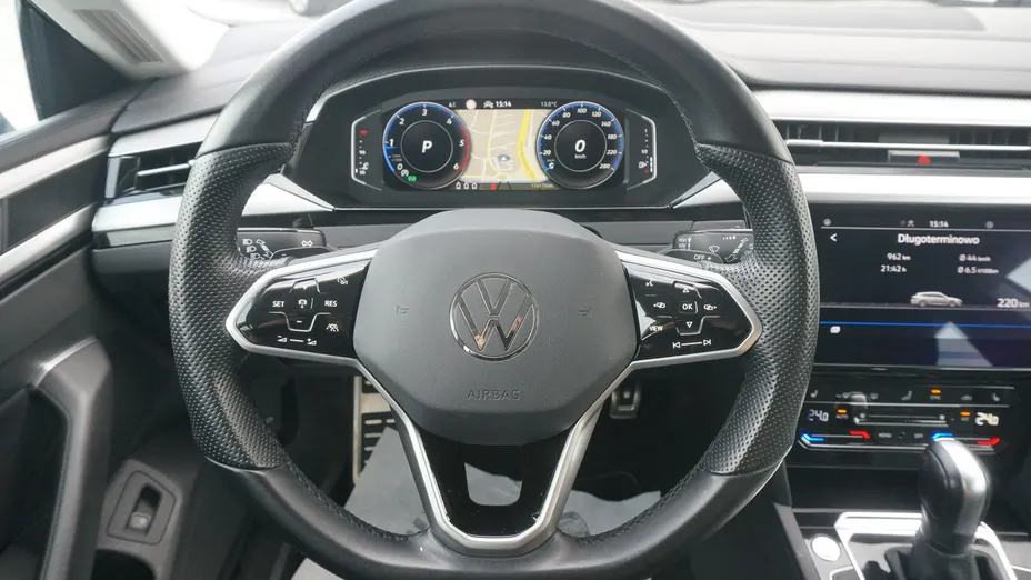 VOLKSWAGEN Arteon -
