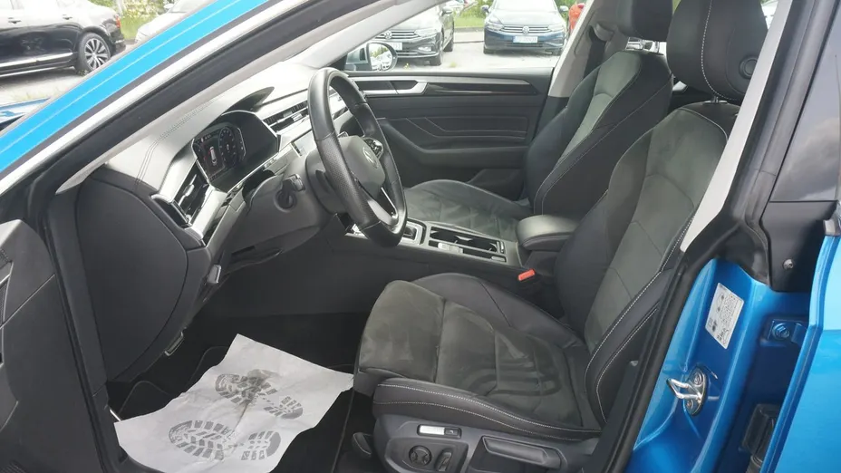 VOLKSWAGEN Arteon -
