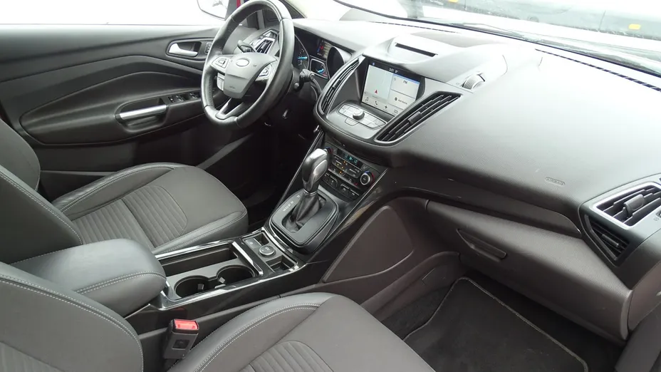FORD Kuga -