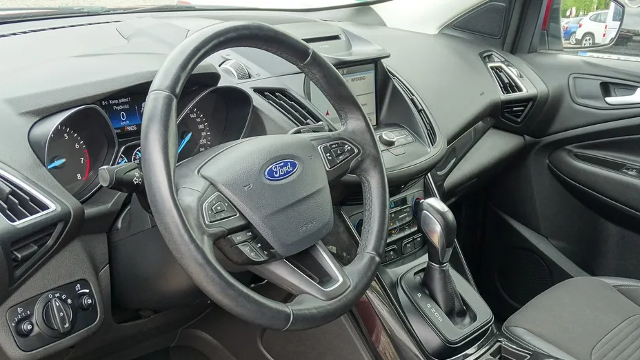 FORD Kuga -