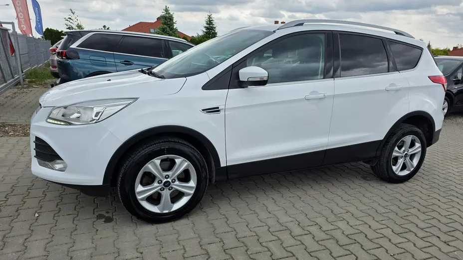 FORD Kuga -