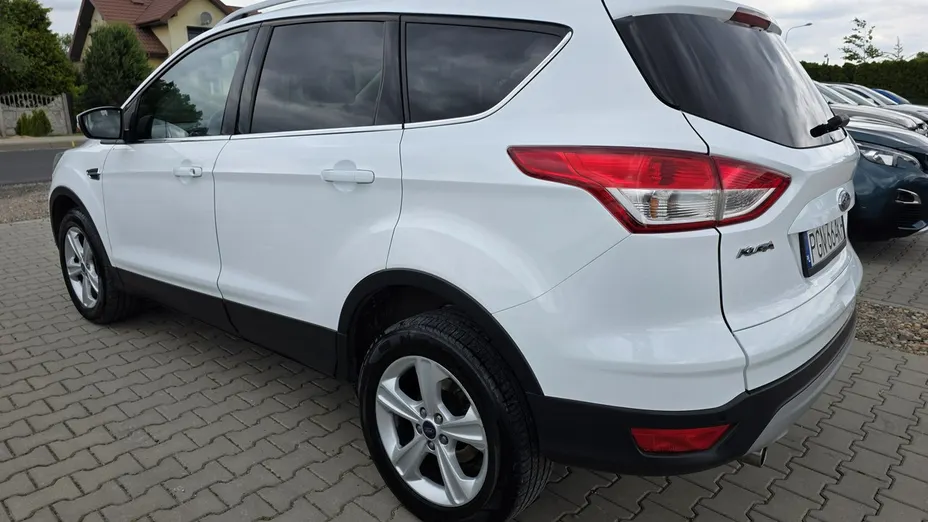 FORD Kuga -