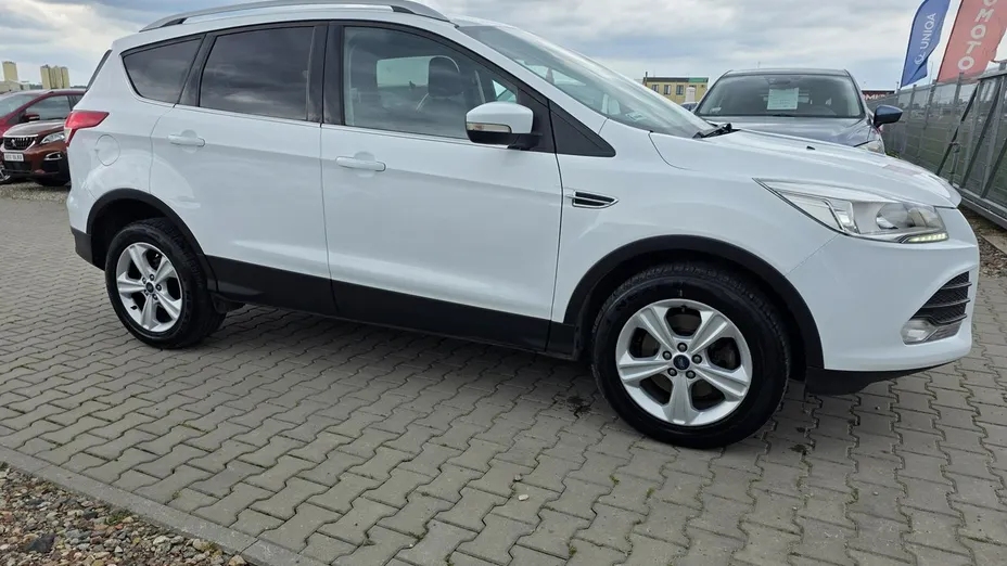 FORD Kuga -
