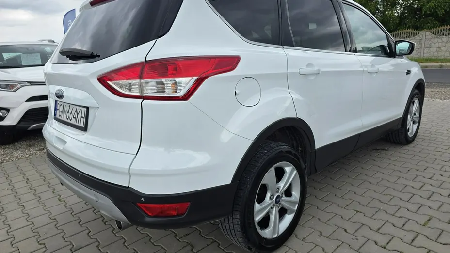 FORD Kuga -