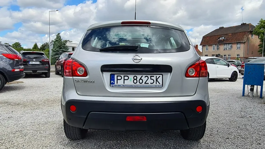 NISSAN Qashqai -