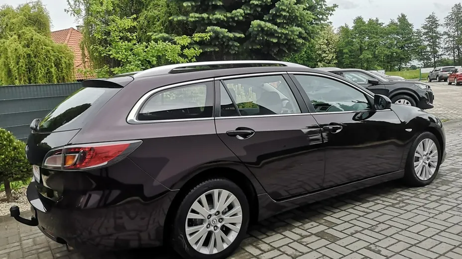MAZDA 6 -